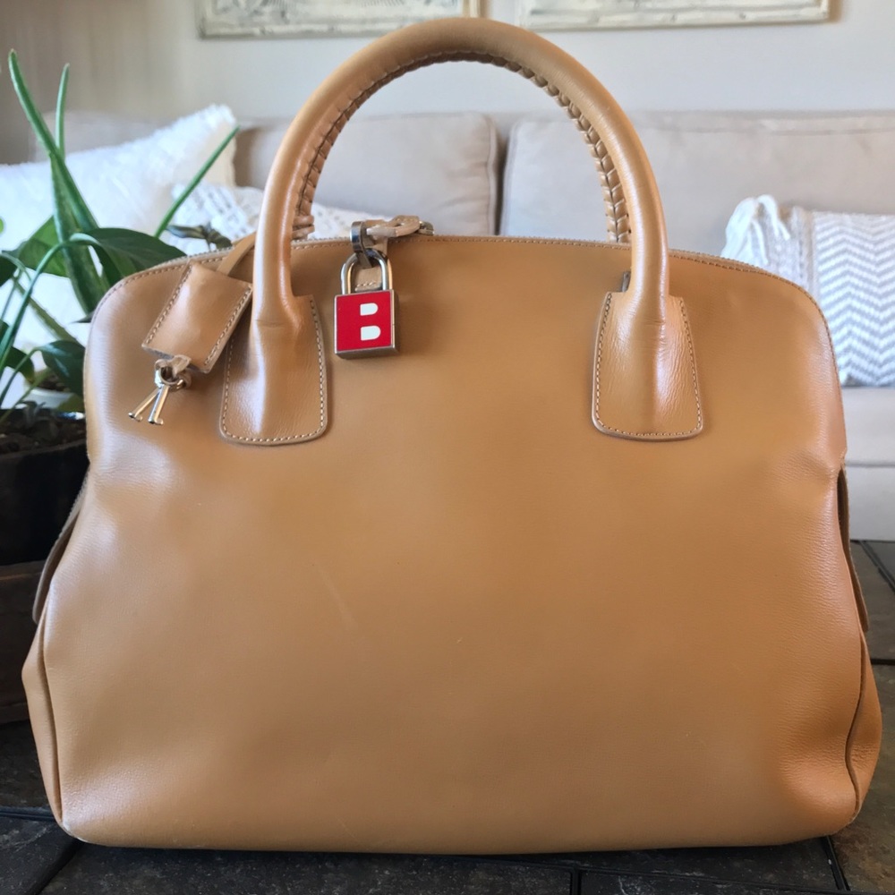Bally AUTHENTICATED Tan Leather Bag